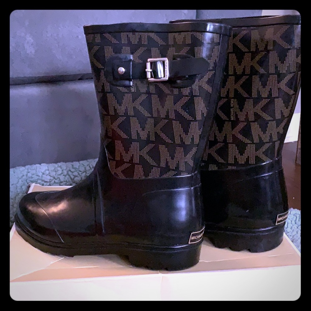 MK rain boots